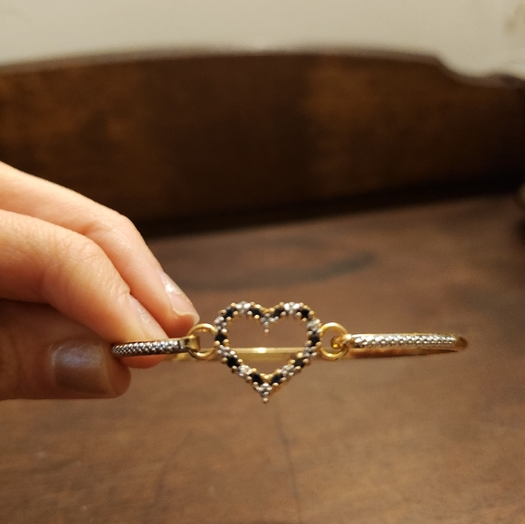 Heart bangle - Picture 2 of 2